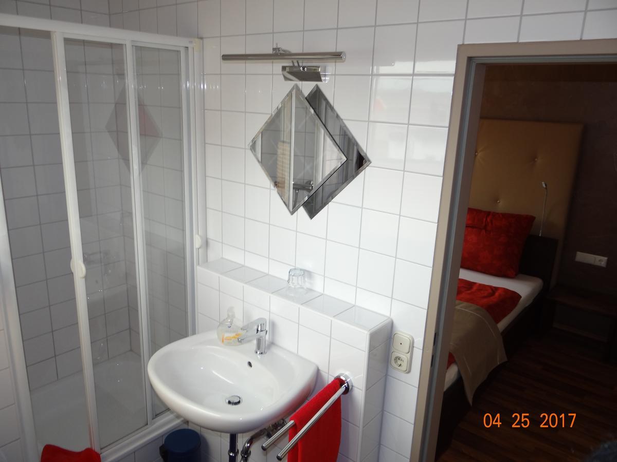 Hotel h4 easy Eschweiler Buitenkant foto